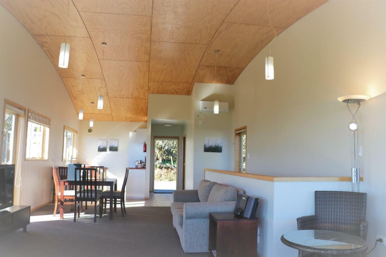 Chalets At Okurukuru New Plymouth Kültér fotó